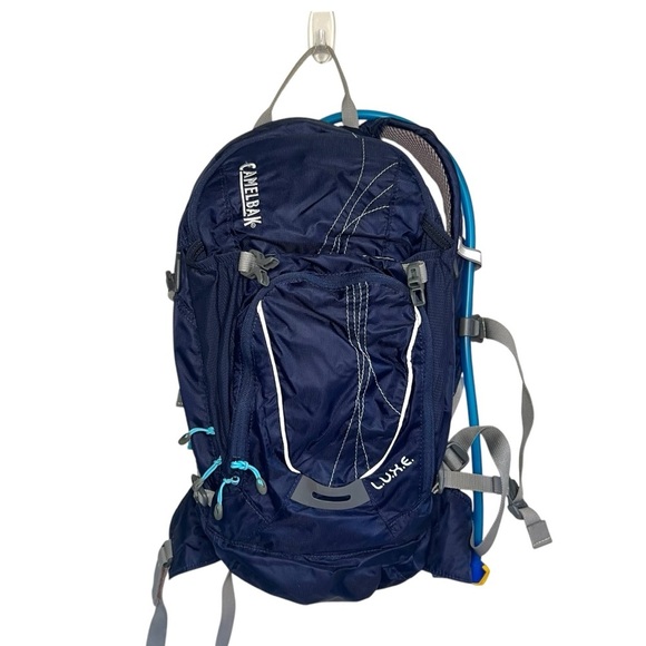 Camelbak L.U.X.E. Hydration Backpack 100 oz Bladder in Navy - Picture 2 of 6